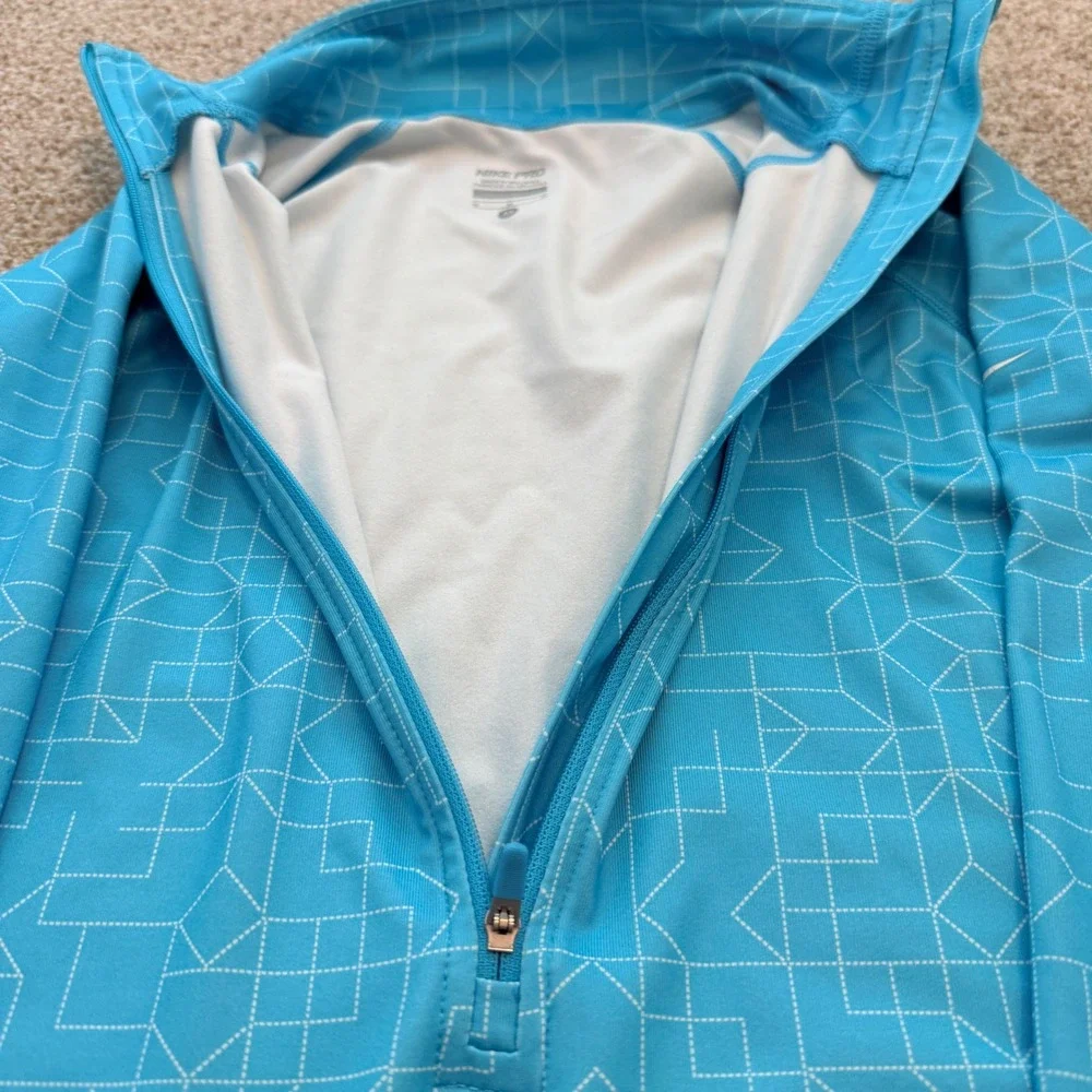 Nike Pro Quarter Zip Pullover Womens Medium Blue Geometric Fleece Lined Top